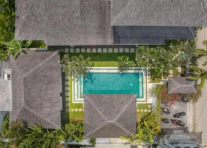 Beachside Colonial Elegance: 4br In Canggu